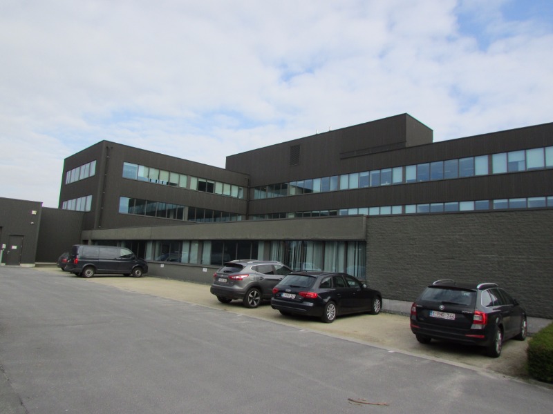 EXCEPTIONAL CONDITIONS for modern offices in Groot-Bijgaarden!