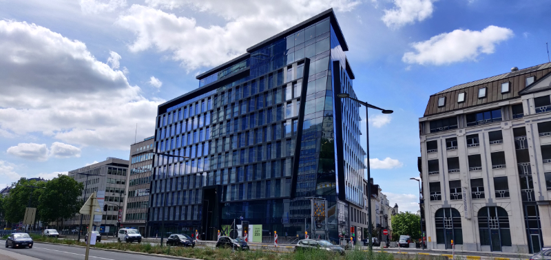High-end offices for rent nearby Madou in Brussels