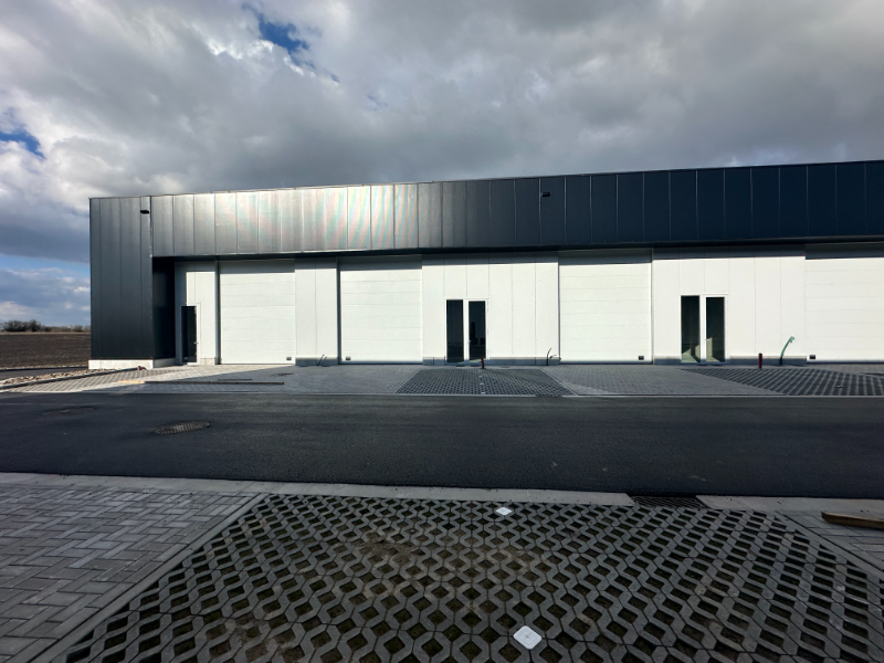 Warehouse/Workshop for rent - Lillois